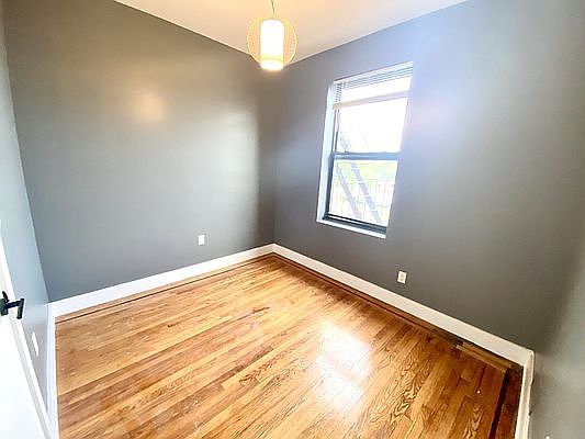 2nd image of 1615 Putnam Ave APT 4C