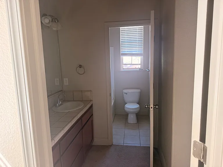 5934 E Florence Ave — Photo 9