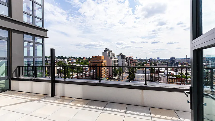 Rented by Nooklyn NYC LLC | media 22