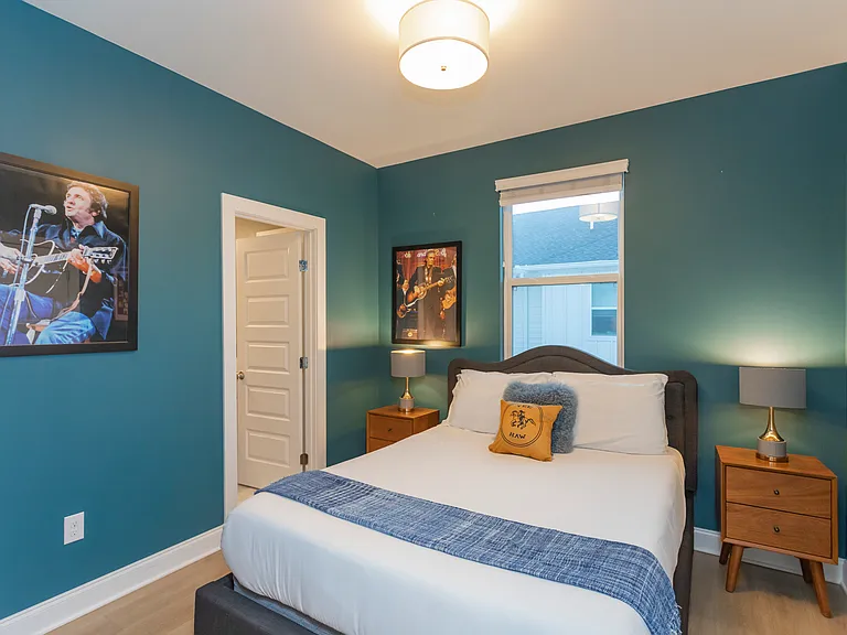 1737 Pecan St #3 — Photo 30