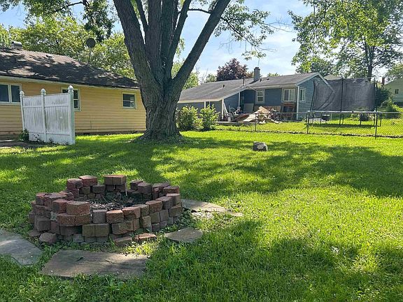 2nd image of 624 Elmer Ave