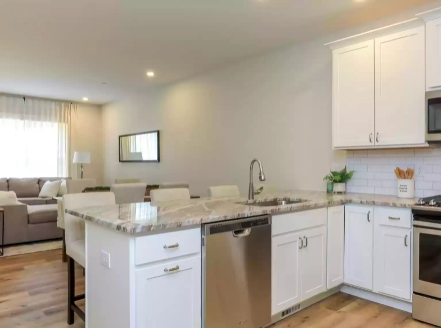 34 Ponemah Hill Rd — Photo 3