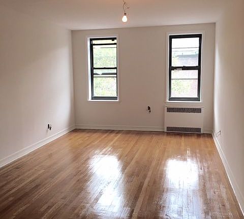 4th image of 6629 Broadway APT 6B