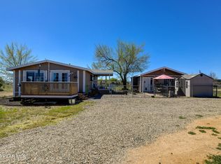 22150 N Triple J Ln, Paulden, AZ 86334