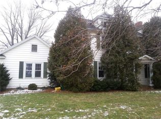 179 S Main St, Lyndonville, NY 14098