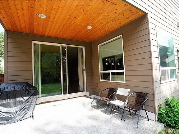 5th image of 16502 54th Ave W