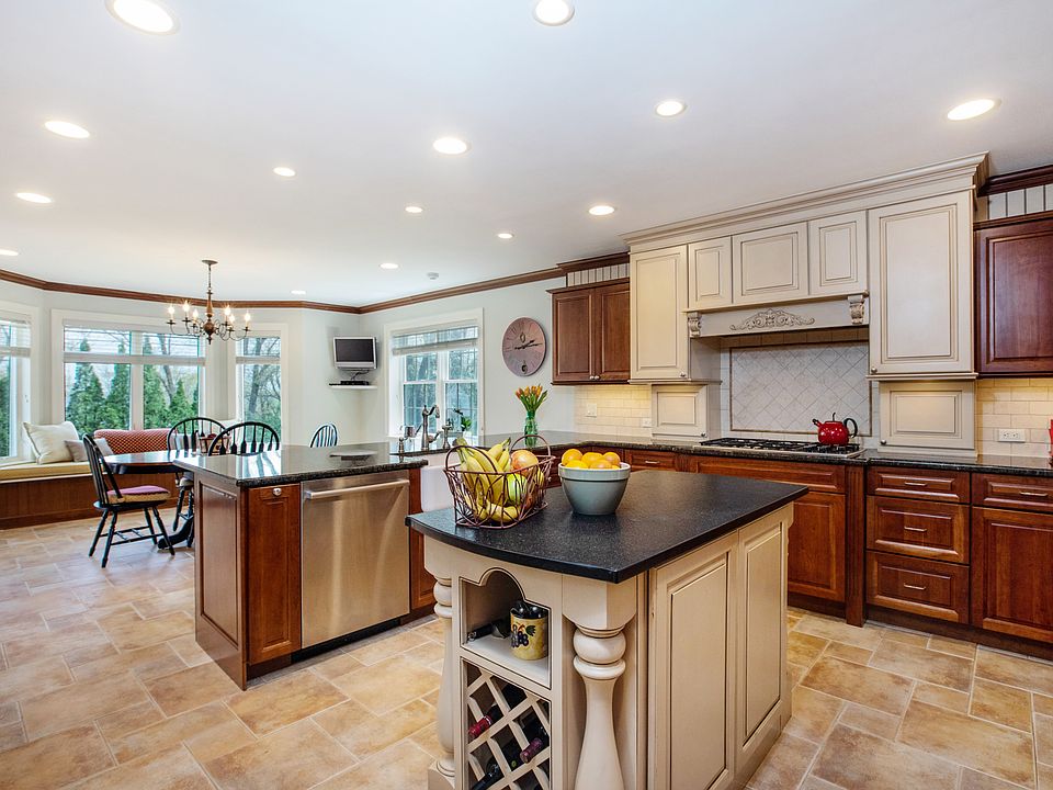 1st image of 30 Tamarack Trl
