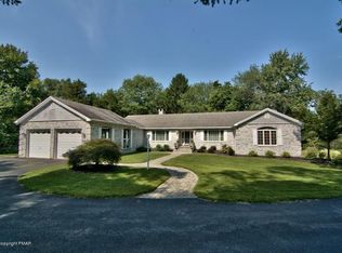 30 Briarleigh Dr, East Stroudsburg, PA