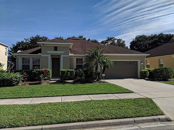 3rd image of 541 Cascading Creek Ln