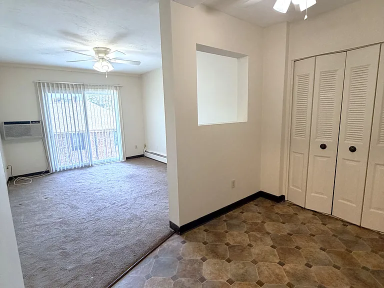 5 Edwards St #25 — Photo 1