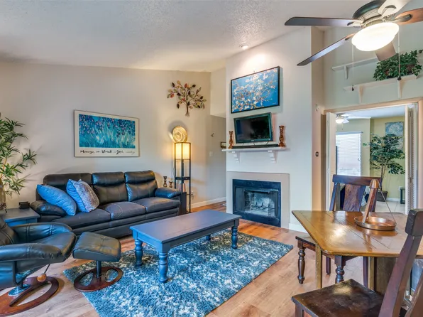 5550 Spring Valley Rd APT B32, Dallas, TX 75254