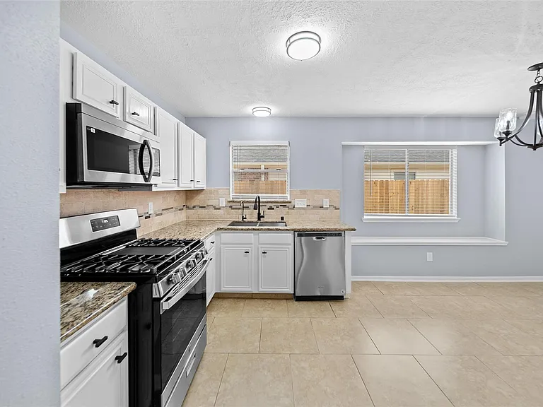 6627 Greenhouse Rd — Photo 16
