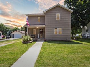 405 W Main St, Mount Morris, IL 61054