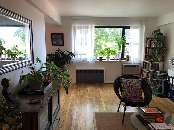 4th image of 200 Fisher Ave #5E