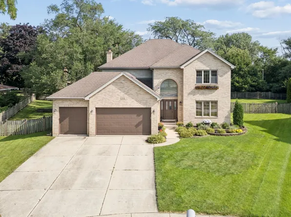 1808 Russell Dr, Lisle, IL 60532