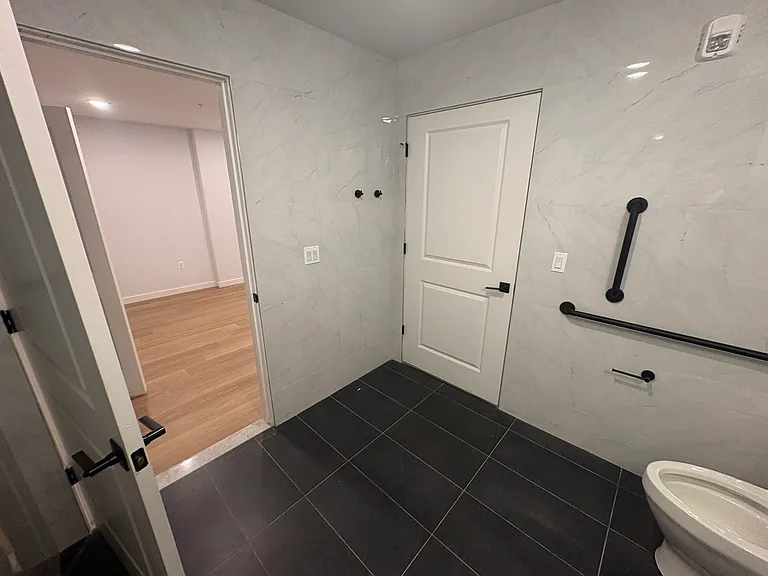 55 Atunxis Ave #29 — Photo 150