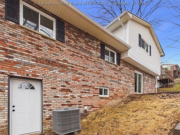 3rd image of 5206 Hammons Dr