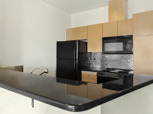 412 11th Ave, Seattle, WA