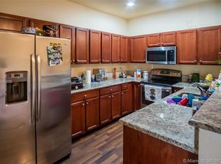 17097 SW 94th Way, Miami, FL 33196