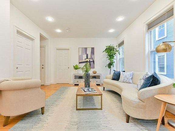 3rd image of 60-62 Magnolia Ave #60-1