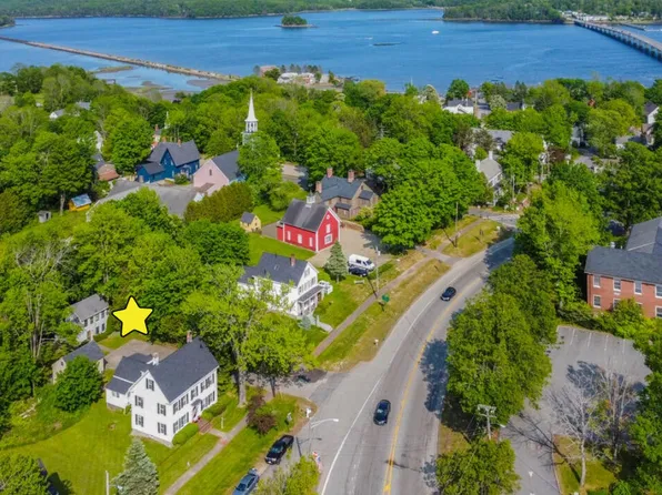 37 Washington Street, Wiscasset, ME 04578