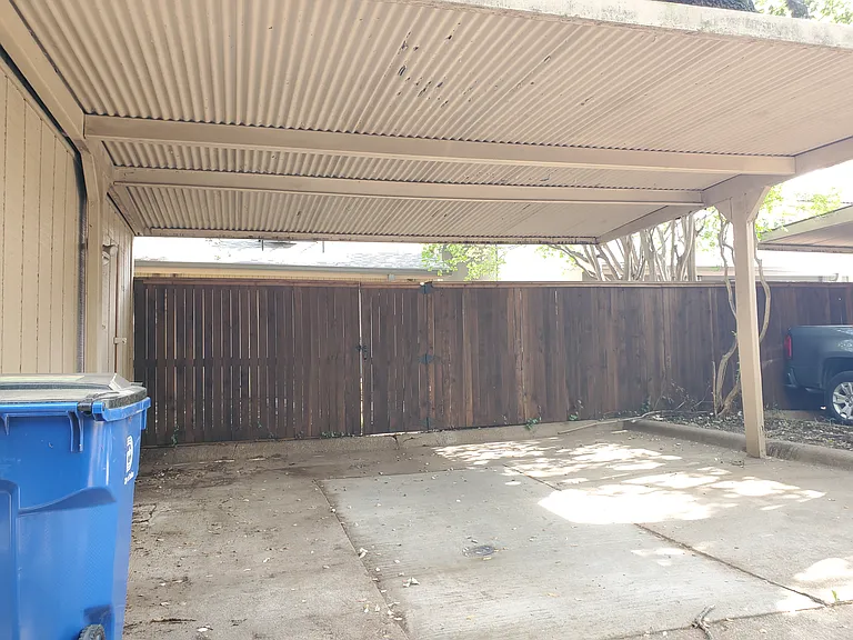 12735 Burninglog Ln — Photo 17