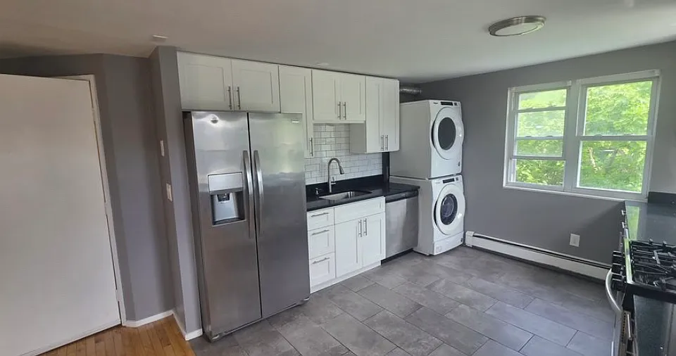 59 Jasset St #2