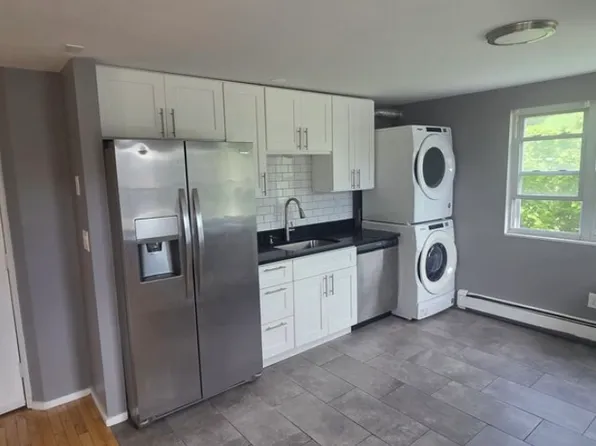59 Jasset St #2, Newton, MA 02458