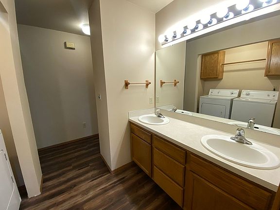 5th image of 1008 E 19th Ave #3B-1Ba-1040Sqft