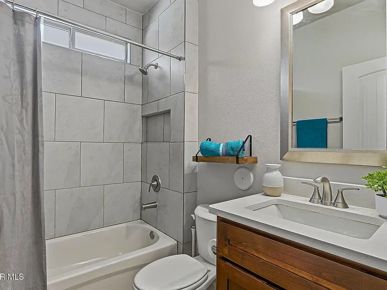 7509 Enchanted Park Dr — Photo 32