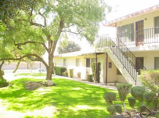 522 N Towne Ave APT 4, Claremont, CA 91711