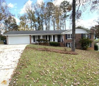 5616 Nottingham Dr NW, Lilburn, GA, 30047