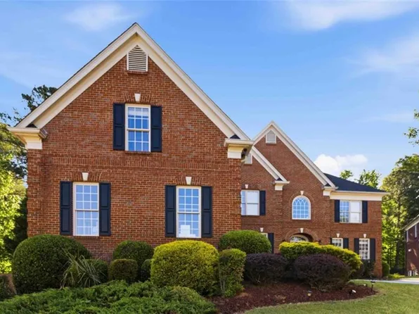 1121 Hiddenbrook Ln, Suwanee, GA 30024