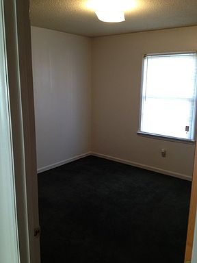 3rd image of 474 S King St