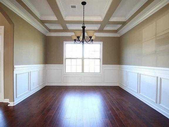 3rd image of 374 Summerfield Dr