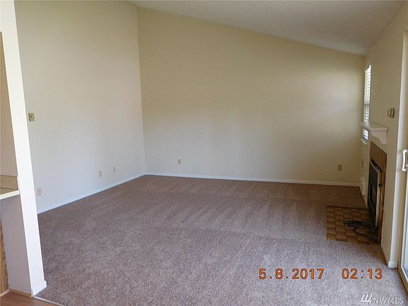 4th image of 1735 Park Ave