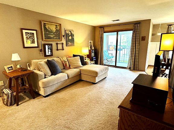 3rd image of 12990 W Bluemound ROAD #103
