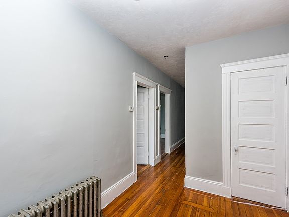 2nd image of 36 Bellevue St #1