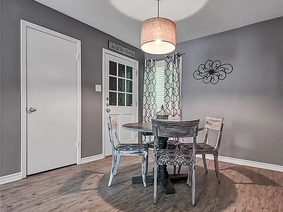 3rd image of 4403 Carter Creek Pkwy APT 11