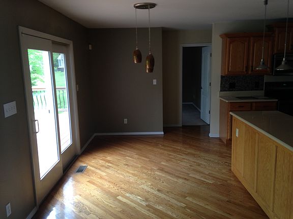 5th image of 5934 Plantation Dr