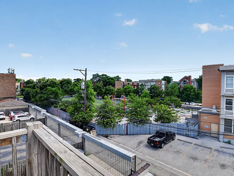 6629 S Ingleside Ave #2 — Photo 33