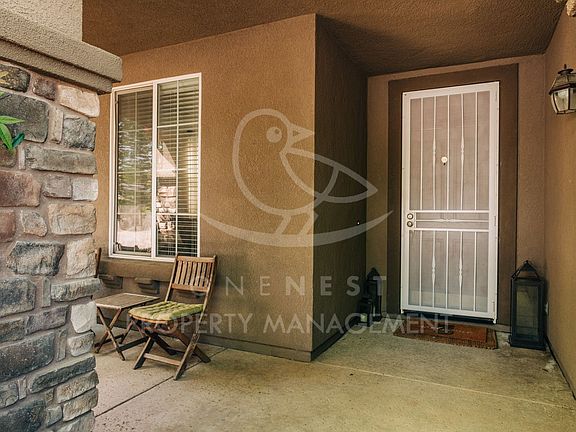 2nd image of 702 Farrington Ln