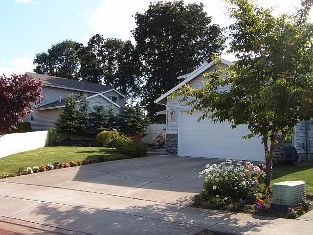 1st image of 685 SE 67th Ave