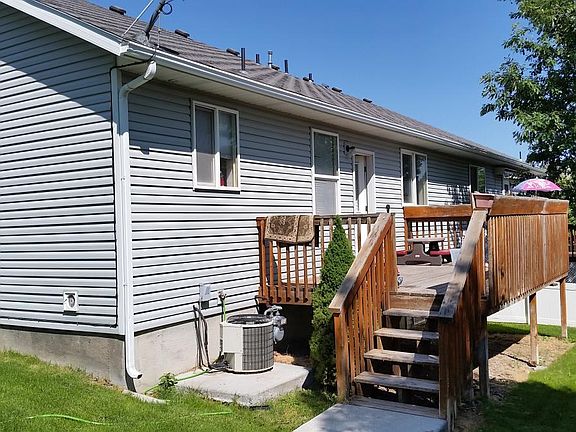 3rd image of 1749 Baldy Ave