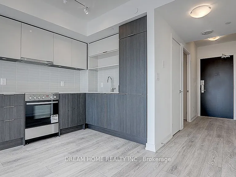 159 Wellesley St E #3304 — Photo 7