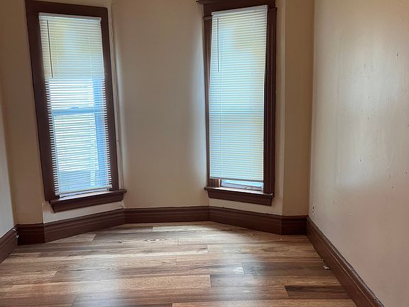 4th image of 21 Ripley St