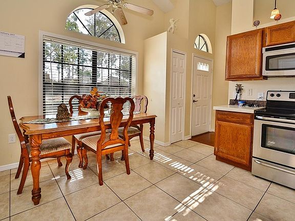 4th image of 2054 Blanton St