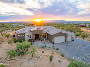 233 N Palomino Run Pl, Sahuarita, AZ 85629