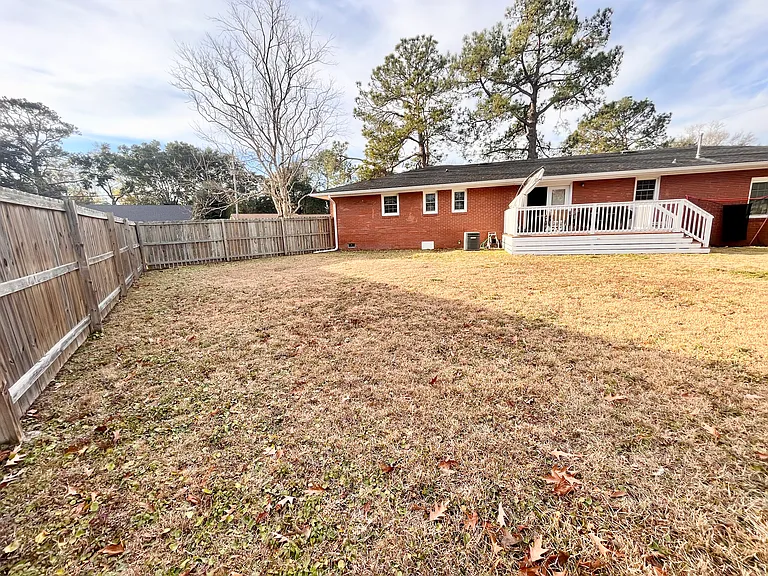 1314 White Dr — Photo 34