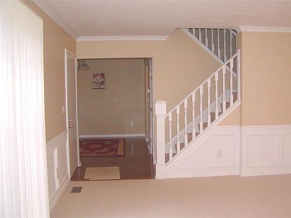 5th image of 8529 Island Pines Dr